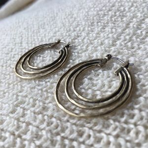 Triple hoop gold earrings